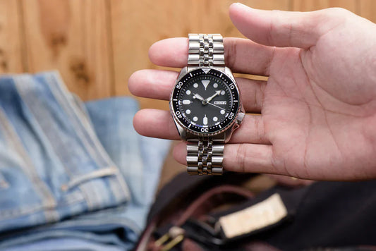 The Gentleman’s Guide to Watch Care: Keep It Sharp for Years