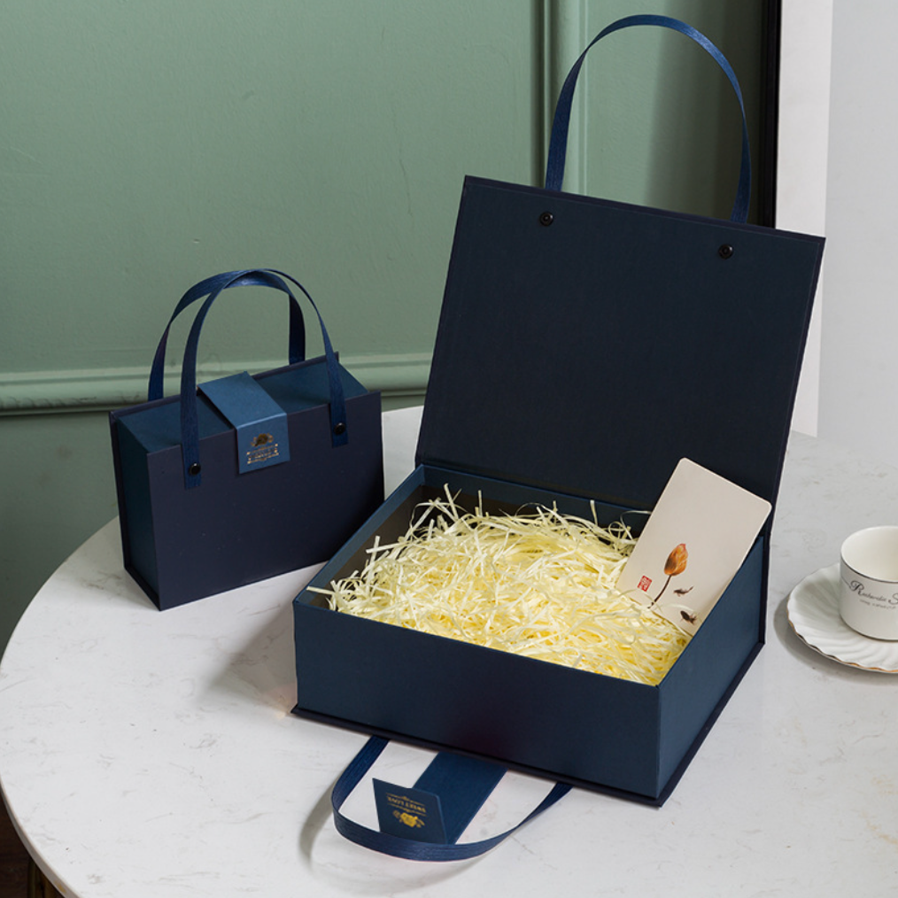 The Knight's Prestige Set (Including Box)